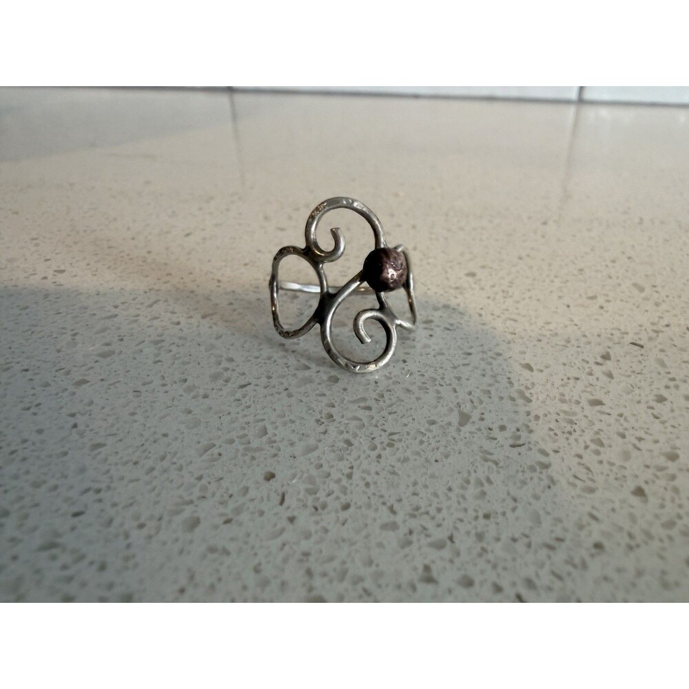 Handmade Hammered Sterling Silver Four Leaf Clover /Flower Ring Size 6 Wt 2.7g